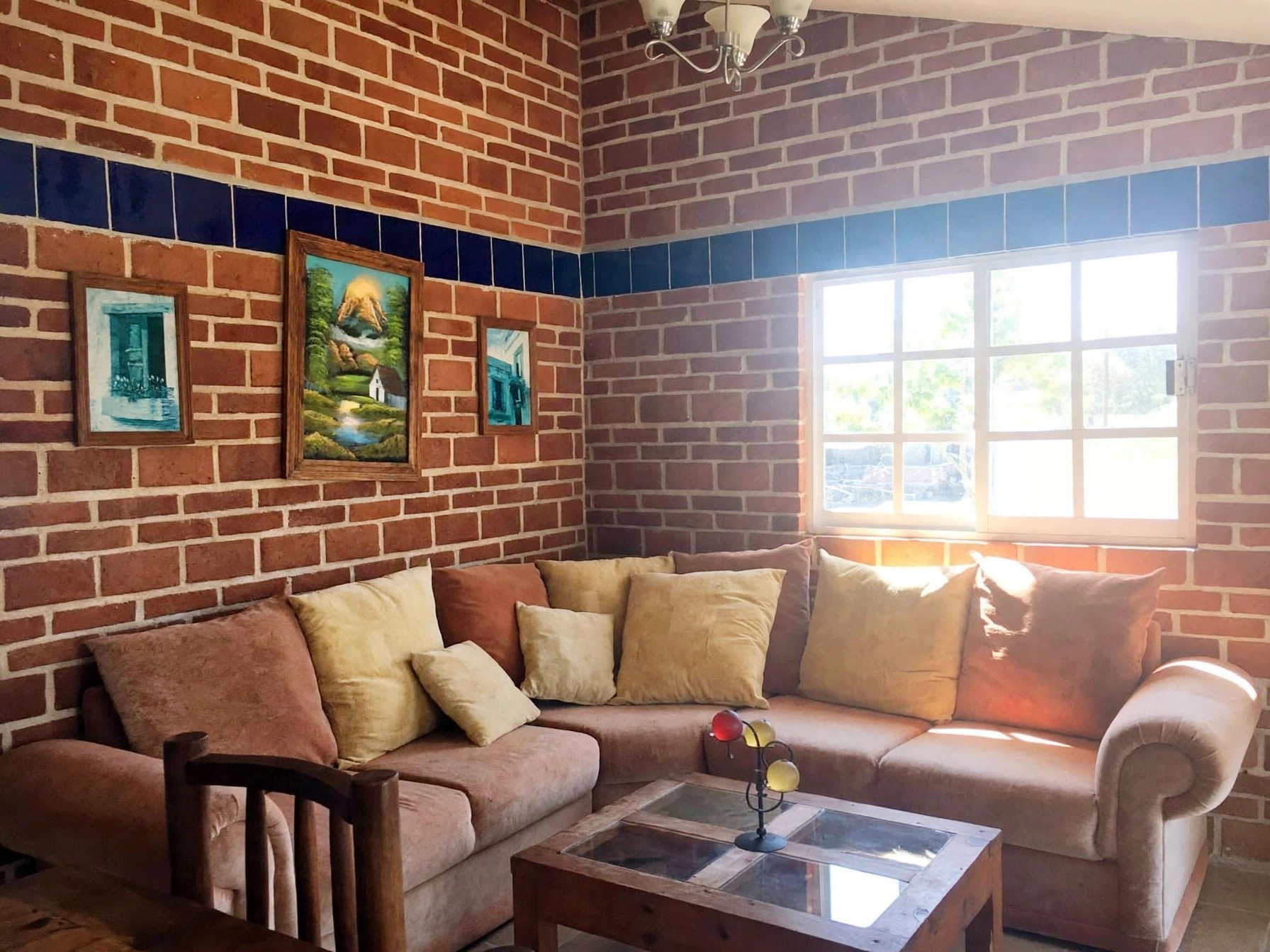 The living room of the guest house